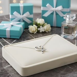 Tiffany & Co Palmoa Picasso Loving Heart 16" Necklace Authenticity Cert